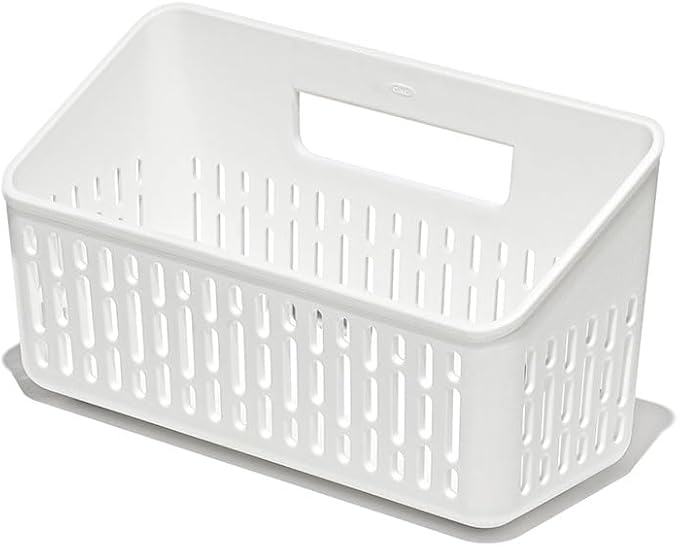 OXO Good Grips Produce Saver – Crisper Basket, 4.15 x 9.2 x 5.05 in, White