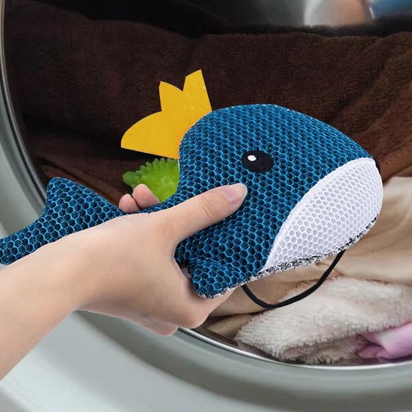 Hot Tub Scum Absorber Whale - 2 Pack Oil Absorbing Hot Tub Floating Sponge Cleaner Absorber, Keeps Water Clear, Reusable Pool Scum Absorber Hot Tub Spa Accessories