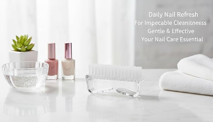 3Pcs Different Kinds of Fingernail brush with Plastic Handle Nail brush for cleaning Fingernails - Easy to use Nail Scrub brush - Nail Cleaner Nail brushes for Hands Feet(transparency)