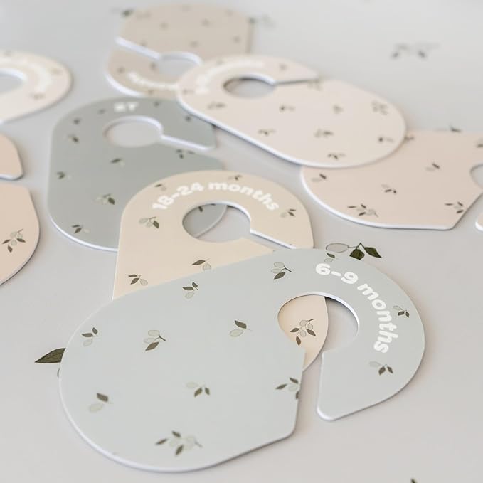 3 Sprouts Baby Closet Dividers Set of 8 - Toddler Clothes Organizer Hanger, Double-Sided Size Labels - Nursery Organization for Newborn Clothing, Infant, Boy & Girl - Olive