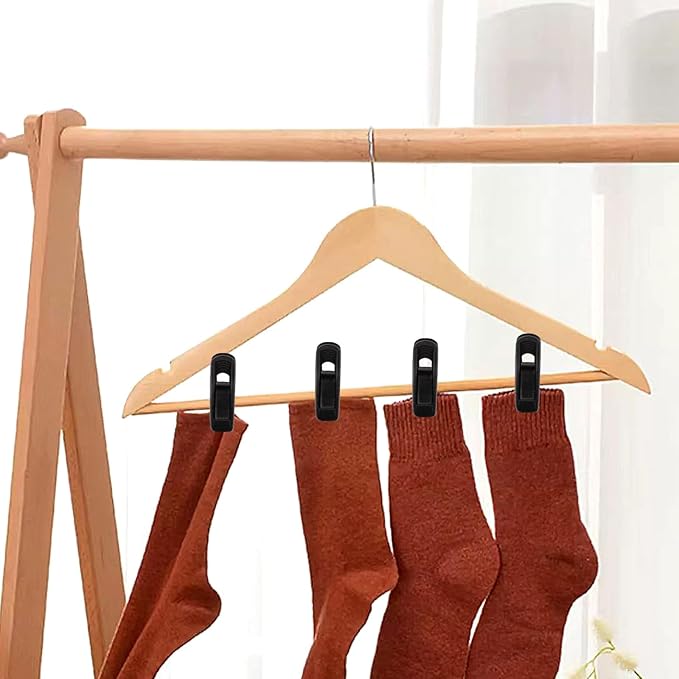 Litoexpe 20 Pcs Black Velvet Hangers Clips, Pants Hangers Velvet Clips, Strong Finger Flocked Clips for Thin Felt Hangers