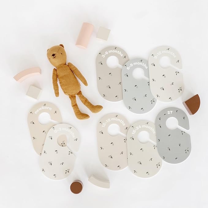3 Sprouts Baby Closet Dividers Set of 8 - Toddler Clothes Organizer Hanger, Double-Sided Size Labels - Nursery Organization for Newborn Clothing, Infant, Boy & Girl - Olive