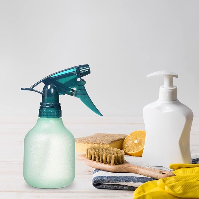 Rayson Empty Spray Bottle Refillable Container, Fine Mist Sprayer Trigger Squirt Bottle for Taming Hair, Hair styling, Watering Plants, Showering Pets (1 Pack, Green)
