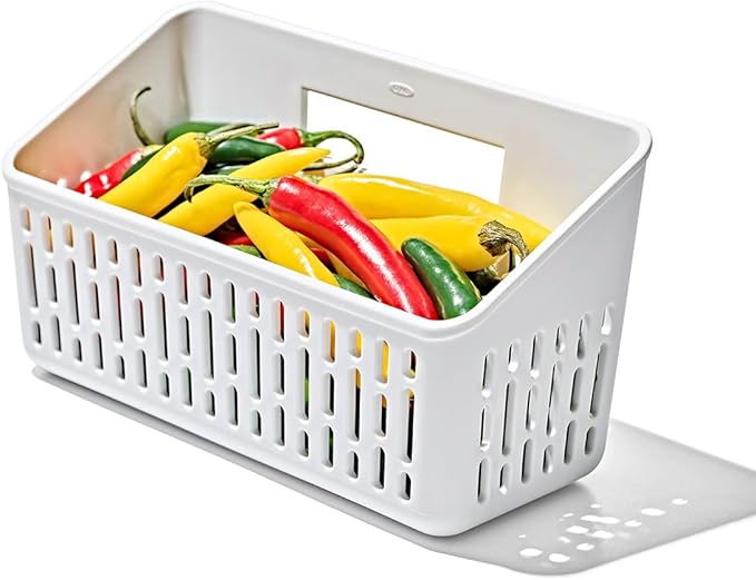 OXO Good Grips Produce Saver – Crisper Basket, 4.15 x 9.2 x 5.05 in, White