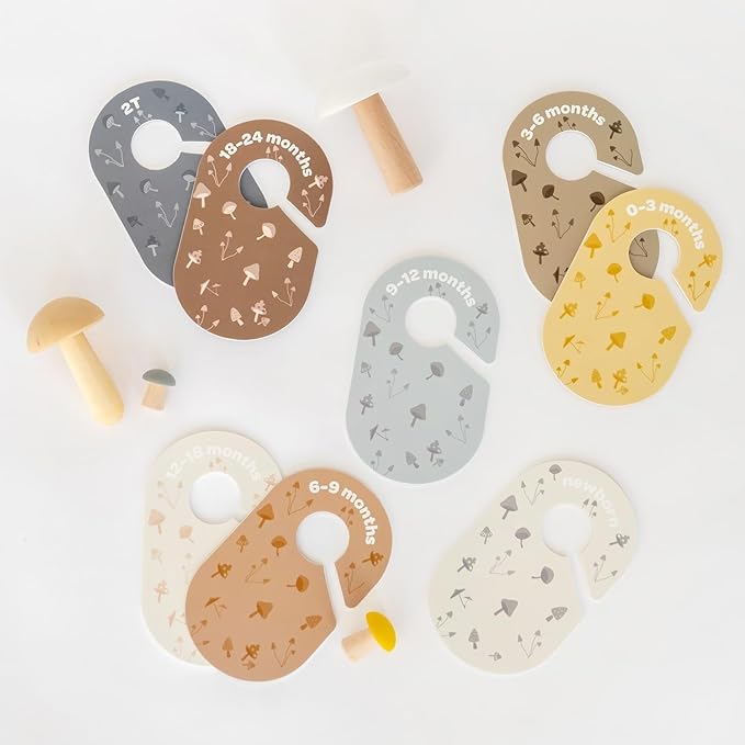 3 Sprouts Baby Closet Dividers Set of 8 - Toddler Clothes Organizer Hanger, Double-Sided Size Labels - Nursery Organization for Newborn Clothing, Infant, Boy & Girl - Mushroom