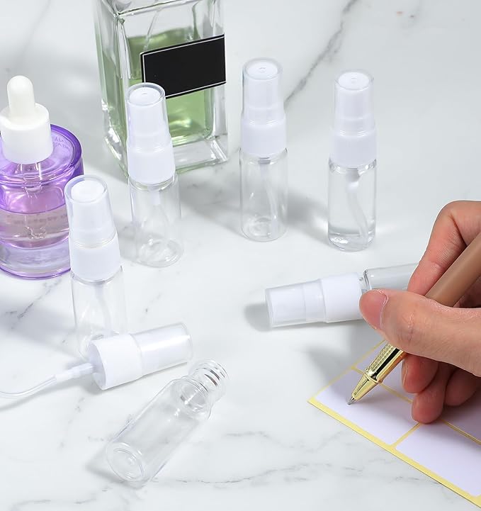 Mini Travel Spray Bottle, 8 Pcs 0.5 oz Portable Mini Spray Bottle Travel Safe Sealing for Outing Camping (Clear, 15 ml)