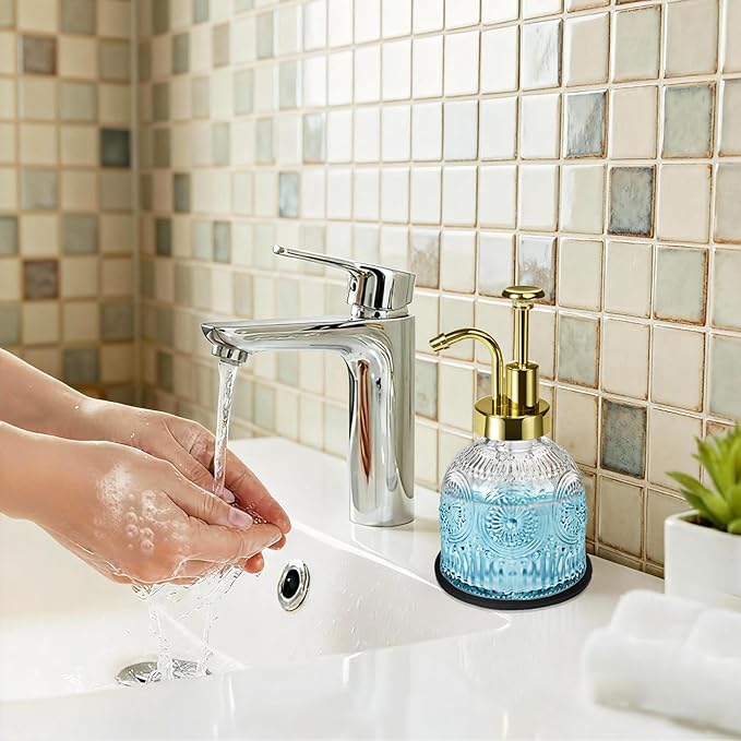 SheeChung Vintage Soap Dispenser, Kitchen Dish Soap Dispensers with Pump Mat, Glass Hand Soap Dispenser for Bathroom, Liquid, Lotion, Refillable, Rustic Farmhouse Decor-Clear (Gold Pump, 1 pk)