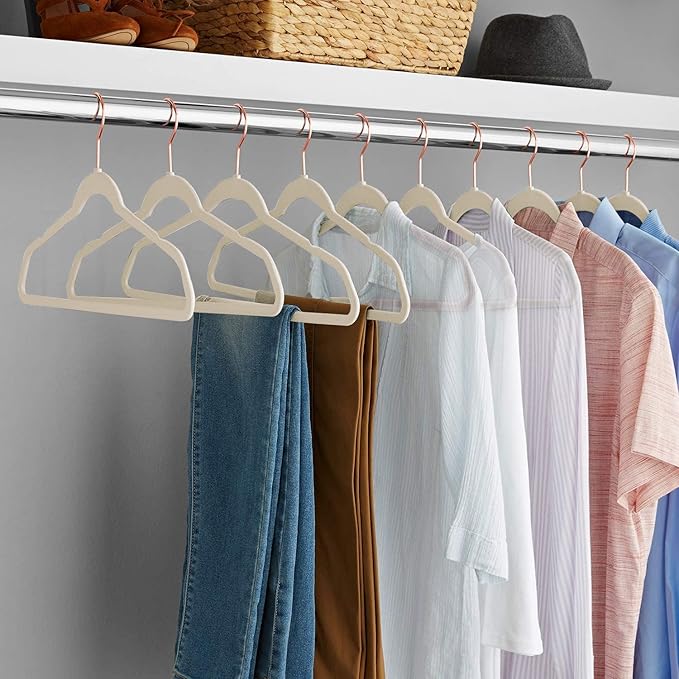 VECELO Premium Velvet Clothes Hangers Suit Heavy Duty (25 Pack)-Non Slip & Space-Saving with 6 Finger Clips & Tie Rack Excellent for Men and Women，Light Beige