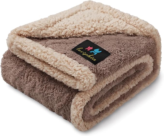 Luciphia Waterproof Pet Blanket, Liquid Pee Proof Dog Blankets for Sofa Bed Couch, Reversible Sherpa Fleece Furniture Protector Cover for Small Medium Large Dogs Cats,Khaki Small（40" x 28"）