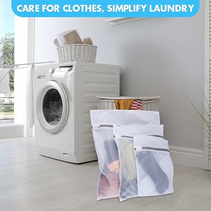 Mesh Laundry Bags for Delicates, 3 Pack Laundry Bags Mesh Wash Bags in 3 Sizes(1 Large, 1 Medium, 1 Small), Durable and Gentle Lingerie Bags for Washing Delicates, Garment Bag for Washing Machine