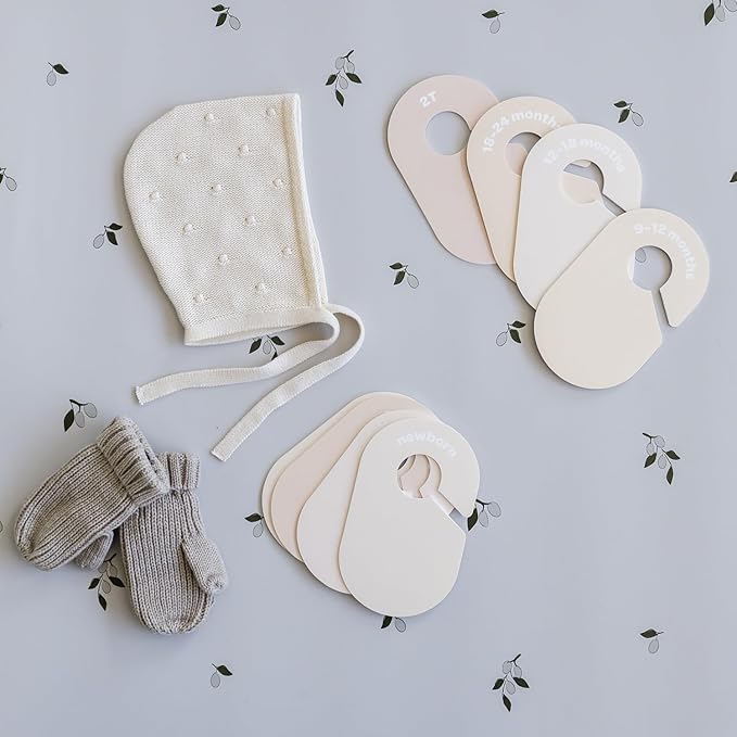 3 Sprouts Baby Closet Dividers Set of 8 - Toddler Clothes Organizer Hanger, Double-Sided Size Labels - Nursery Organization for Newborn Clothing, Infant, Boy & Girl - Neutral