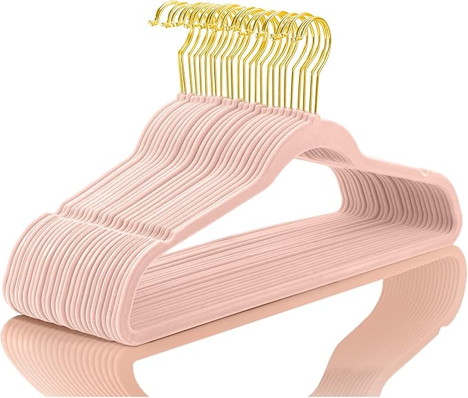 MIZGI Premium Velvet Hangers (Pack of 50) Heavyduty - Non Slip - Velvet Suit Hangers Blush Pink - Gold Hooks,Space Saving Clothes Hangers Felt Organizer