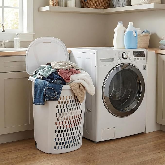 Wheeled Plastic Laundry Hamper,135 L Sized Plastic Laundry Basket Large Rolling Laundry Hamper with Lid Pull Handle & Side Grips Ventilated Clothes Basket for Home, Dorm, or Apartment