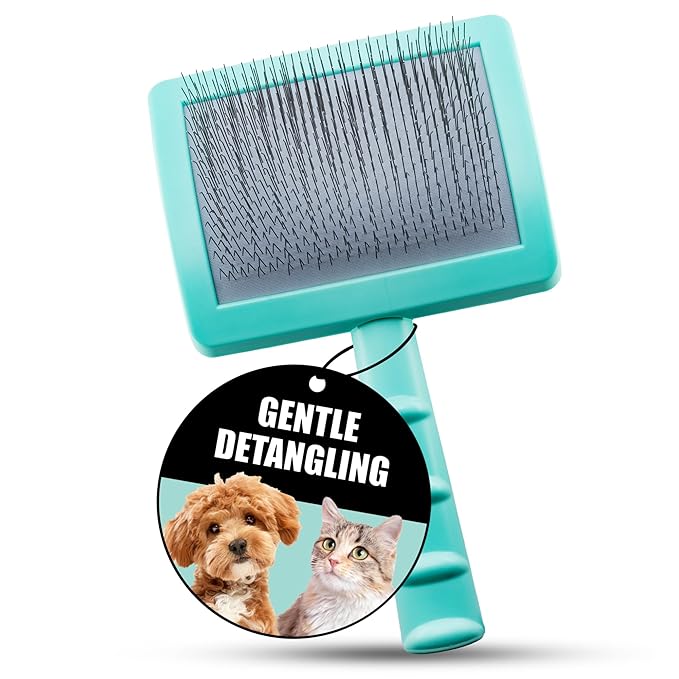 Tauro Pro Line Deshedding Slicker Brush for Dogs & Cats, Hard Pins for Undercoat Removal & Dematting, Grooming Tool for Long & Wavy Coats, Ideal for Golden Retrievers, Non-Slip, Mint, Large Size (L)