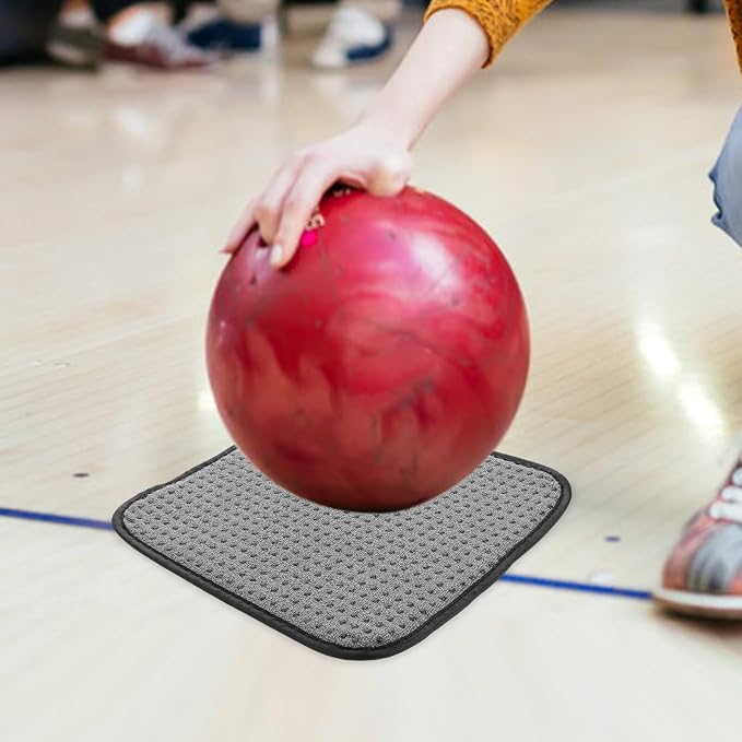 Compact Anti-Skid Bowling Ball Cleaning Cloth Pad for Enthusiasts Polyester Microfiber Rag for Ball Polishing and Maintenance Portable Bowling Accessory