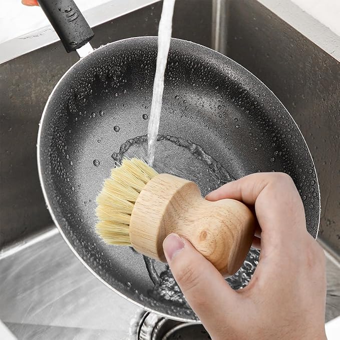2 Pcs Dish Brush, Wood Dishes Scrub Brush, Pot Brush for Kitchen Cleaning Dishes Pots Pans (Sisal and Palm)