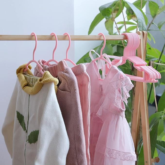 GoodtoU Baby Hangers, 100Pack Kids Hangers Plastic Baby Clothes Hanger for Closet - 10.2 Inch for Infant Child Children Nursery Hanger Pink