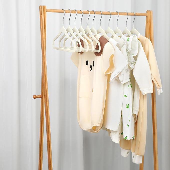 GoodtoU Baby Hangers Velvet 100 Pack - Baby Felt Hangers Non Slip Toddler Hanger Childrens Hanger for Kid