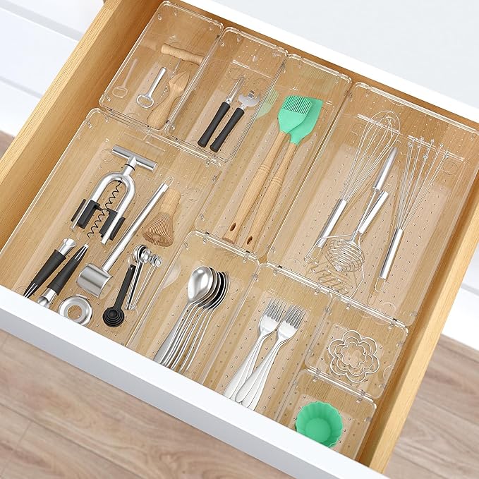 33 PCS Clear Plastic Drawer Organizers Set, 4 Size Desk Drawer Organizer Trays for Makeup, Jewelry, Kitchen Utensils, Gadgets and Office Accessories
