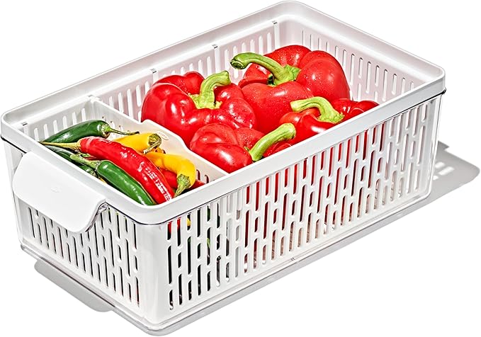 OXO Good Grips Produce Saver – Medium Bin, 13.8 x 7.4 x 4.7 in, White