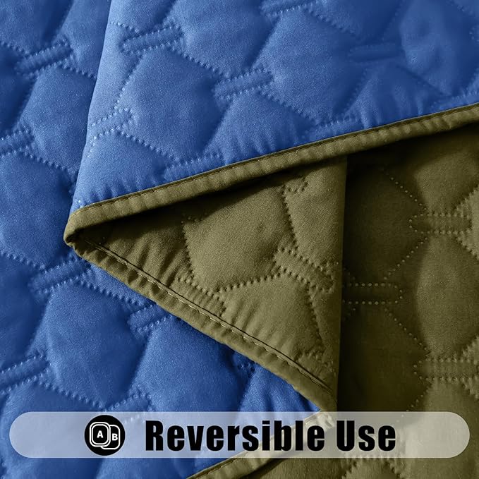 Smiry Waterproof Dog Bed Cover Blanket, Soft Reversible Pet Blanket, Washable Leakproof Cats Dogs Couch Cover for Sofa, Couch, Furniture, Plaid (30x53 Inch, Green/Navy)