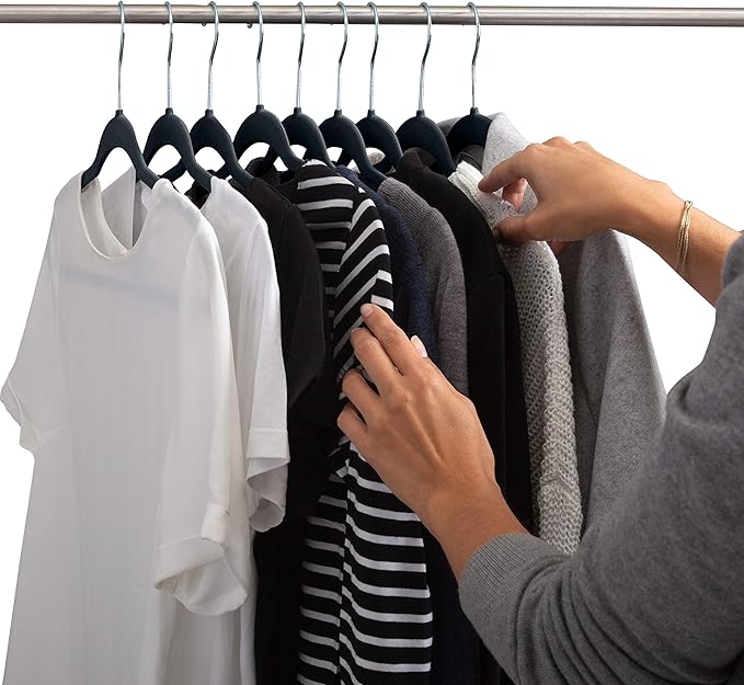 Simplify Slim Velvet Clothes Hangers | 100 Pack | Non-Slip | Shirts | Suit | Pants | Dresses | Garments | Closet Storage & Organization | Durable | Black