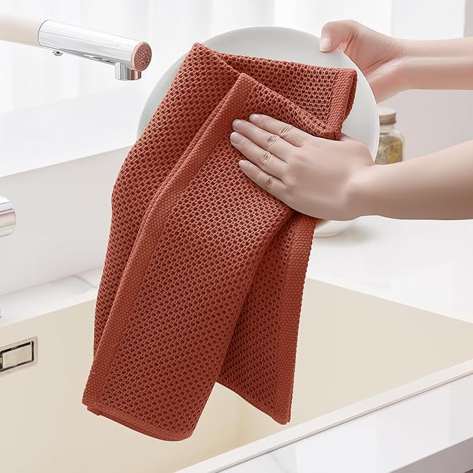 Homaxy 100% Cotton Waffle Weave Kitchen Dish Towels, Ultra Soft Absorbent Quick Drying Cleaning Towel, 20x28 Inches, 4-Pack, Rust