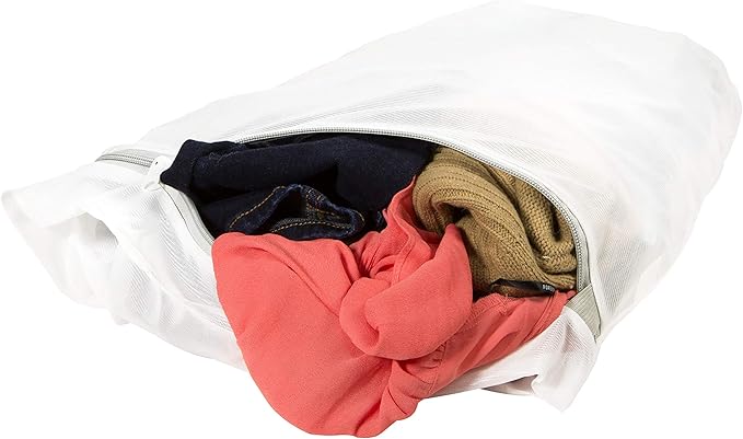 Laura Ashley Large Laundry Delicates with Zipper Closure to Protect Clothes Mesh Wash Bag, Clear, LA-92435