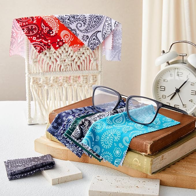 24 Pcs Microfiber Cleaning Cloth Paisley Elegant Flowers Design Glasses Cleaning Cloth Multicolor Microfiber Lens Wipes Reusable Eyeglasses Wipes for Camera Lens Cell Phone Screens, 6 x 6 Inch