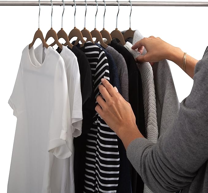 Simplify Slim Velvet Clothes Hangers | 100 Pack | Non-Slip | Shirts | Suit | Pants | Dresses | Garments | Closet Storage & Organization | Durable | Chocolate