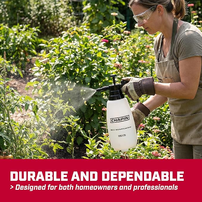 Chapin 10031 Handheld Pump Sprayer, 88oz, Multi‑Purpose, Lawn & Garden, Translucent Poly Tank, Adjustable Brass Nozzle, Thumb‑Trigger Lock & in‑Tank Filter for Fertilizer, Weed & Pest Applications