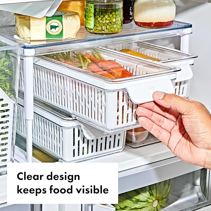 OXO Good Grips Produce Saver – Medium Bin, 13.8 x 7.4 x 4.7 in, White